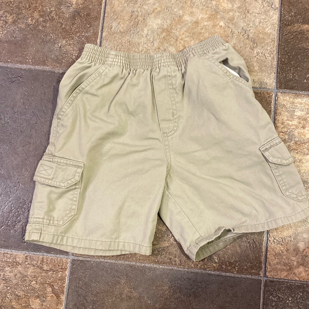 Boy’s Covington elastic waist size 5-6 shorts